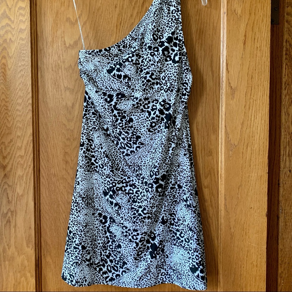 NWOT DKNY Swim Coverup Animal print Sz M - Picture 1 of 8